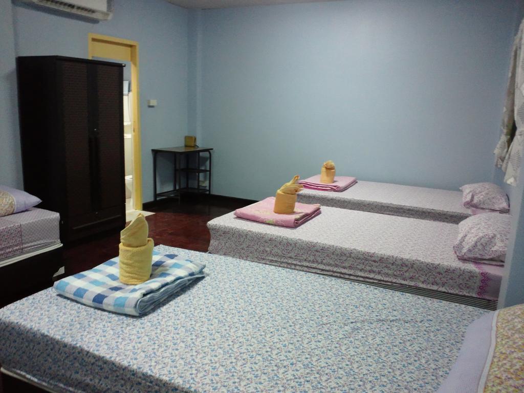 Nalin Guesthouse Csiangmaj Szoba fotó