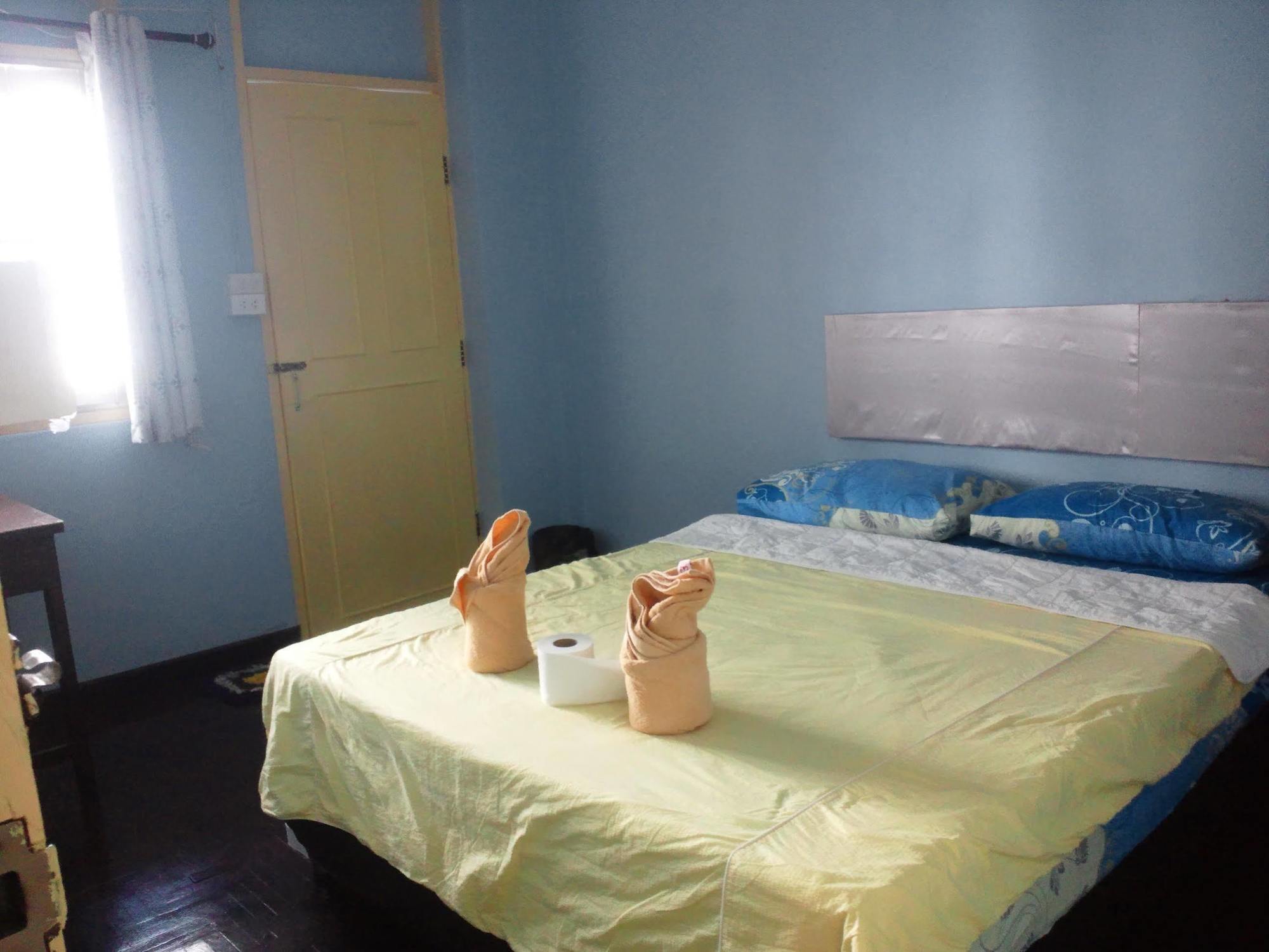 Nalin Guesthouse Csiangmaj Kültér fotó